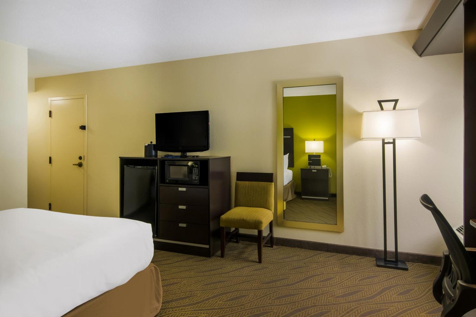 Comfort Inn 2*